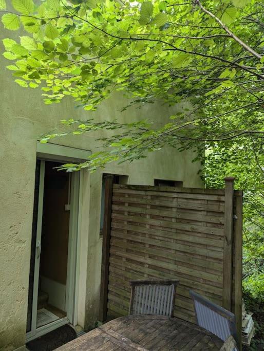 Gite Zen Dans Les Bois Blesignac Exterior photo